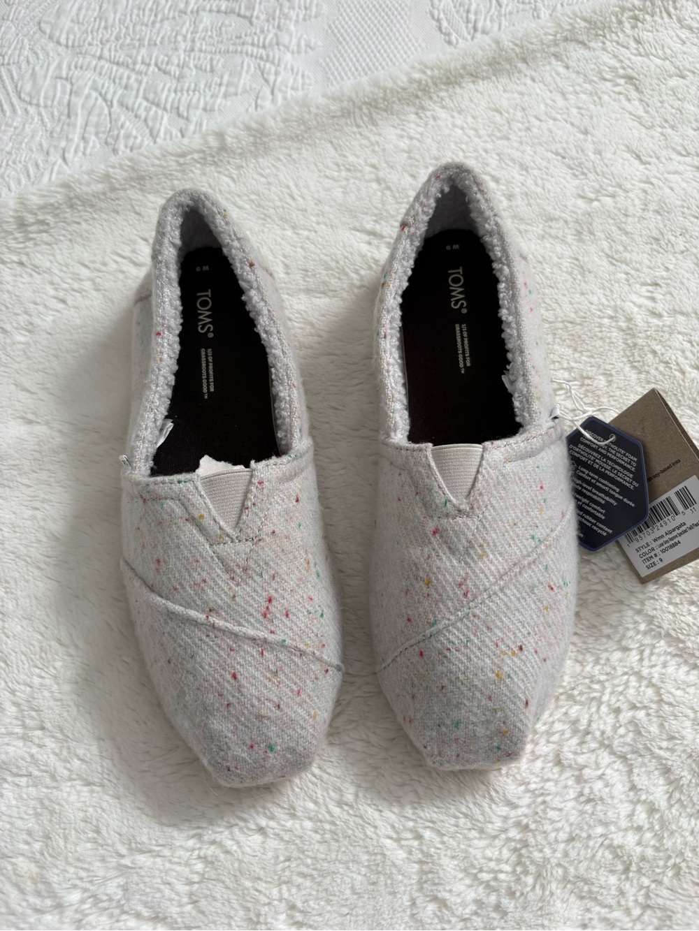 Toms Lunar Grey Repreve slip on flats speckled faux shearling flats women’s 9